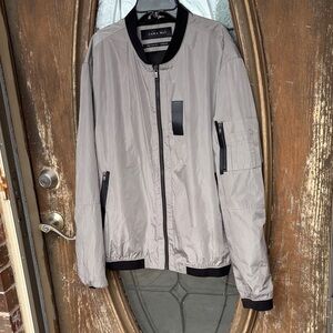 Zara Man Windbreaker! Men’s Xl
